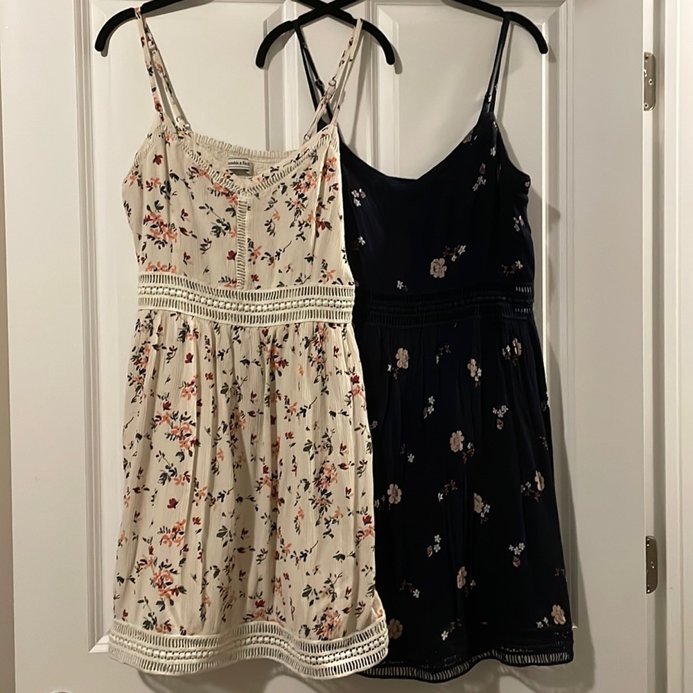 Abercrombie & Fitch womens dress bundle size L